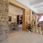 Hotel Balneum & *